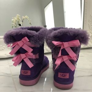 UGG PURPLE BOW BOOTS 🎀 USA Size 6